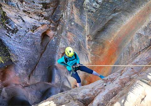 East Zion: Full-Day Canyoneering Adventure