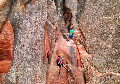 East Zion: Half-Day Canyoneering Tour